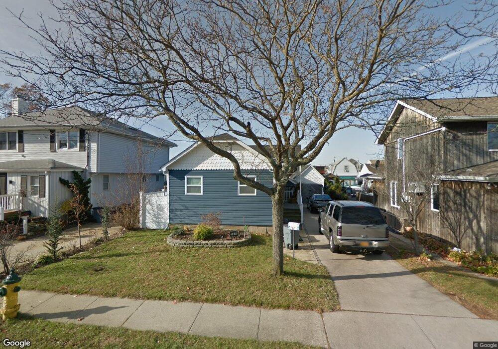 134 Gordon Place, Freeport, NY 11520 - photo 1