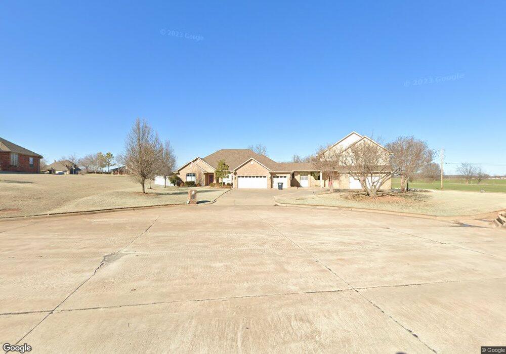 615 Pool Ct, Shawnee, OK 74801 - photo 1