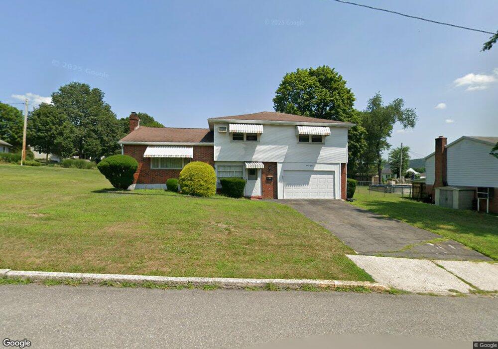 115 N 12th St, Lehighton, PA 18235 - photo 1