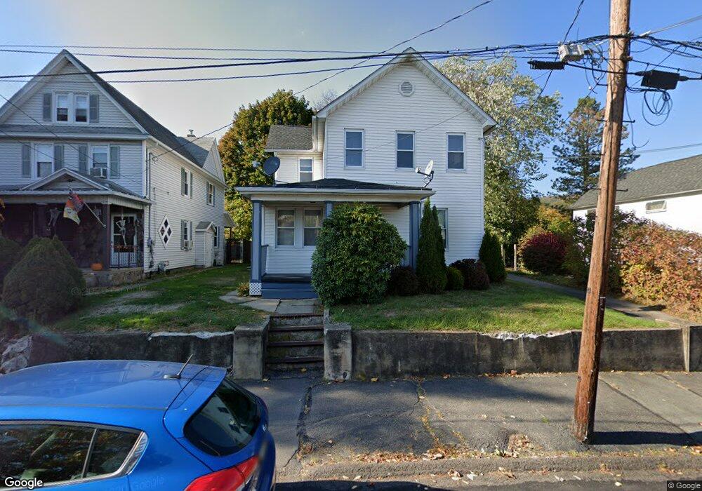 107 2nd St unit 2nd Flr, Olyphant, PA 18447 - photo 1