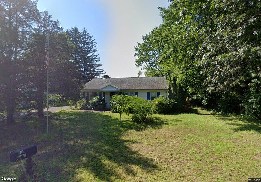 29 Marion St, Windsor Locks, CT 06096 - photo 1