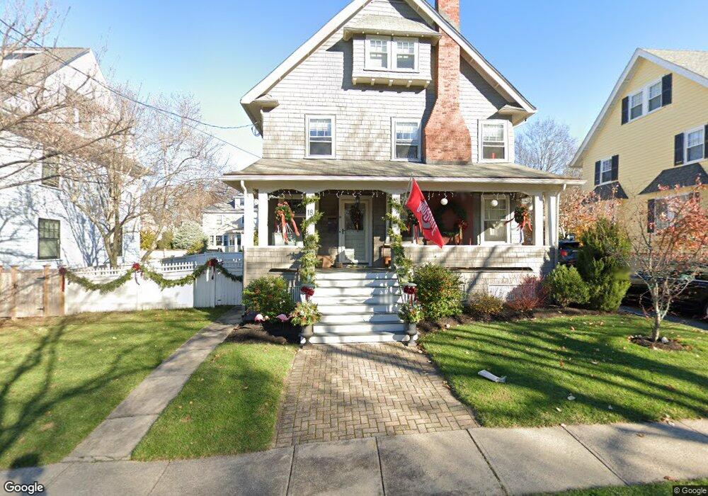 18 Symmes Rd, Winchester, MA 01890 - photo 1