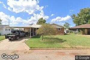 323 Gift Dr, Seiling, OK 73663
