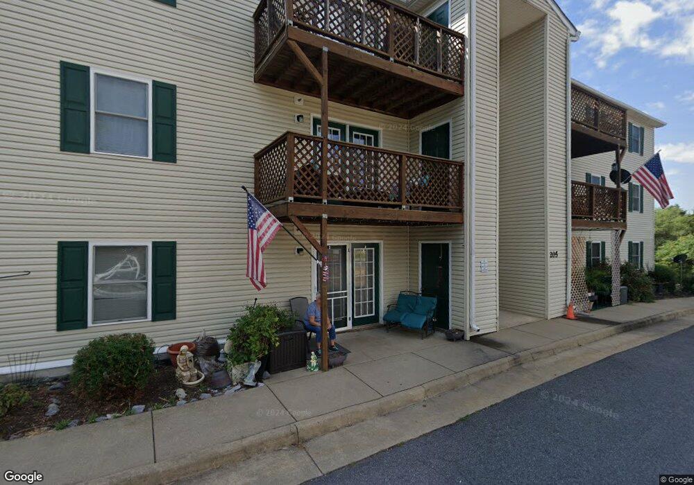 205 Hailey Ln unit I5, Strasburg, VA 22657 - photo 1