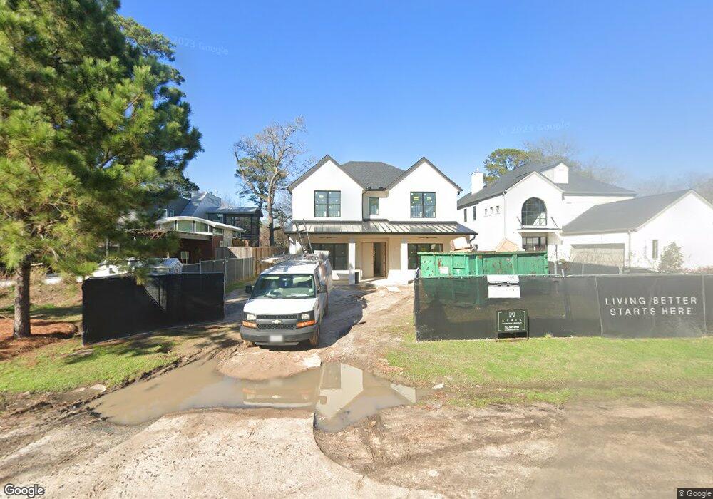 1442 Sue Barnett Dr, Houston, TX 77018 - photo 1