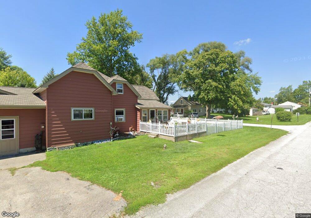 208 W Stewart St, Swayzee, IN 46986 - photo 1
