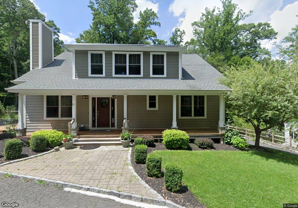 15 10th Ln, Ridgefield, CT 06877 - photo 1