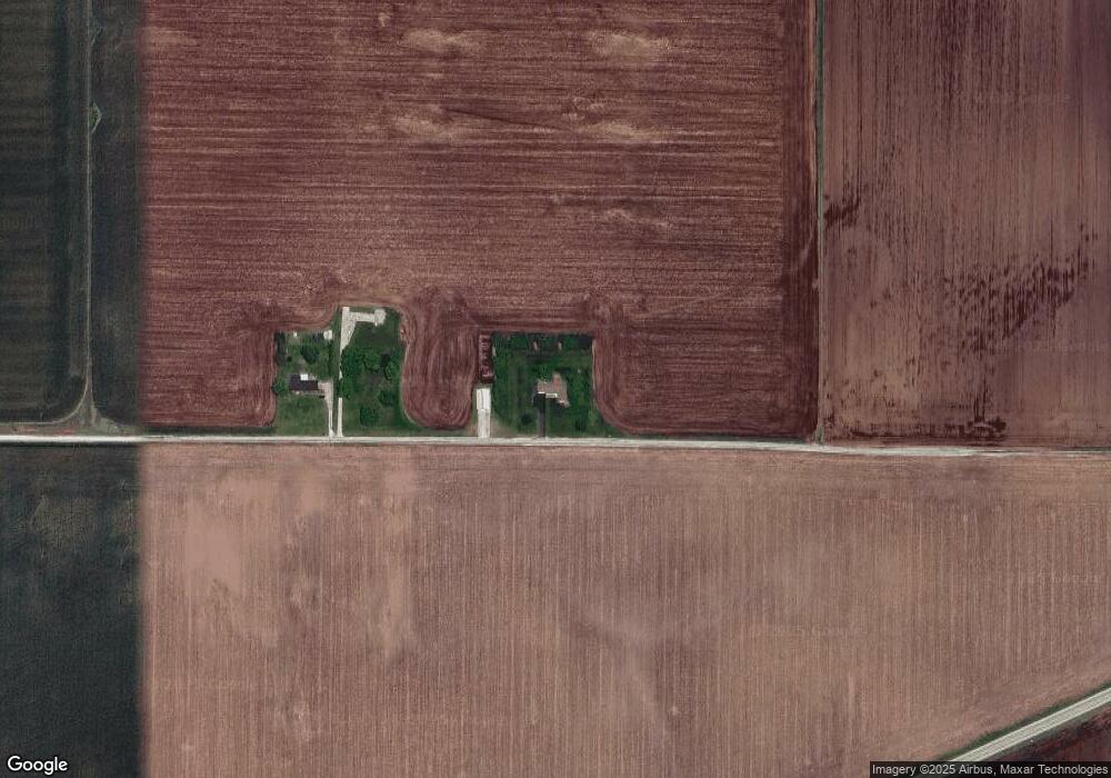 1502 Vasey Ln, Jacksonville, IL 62650 - photo 1