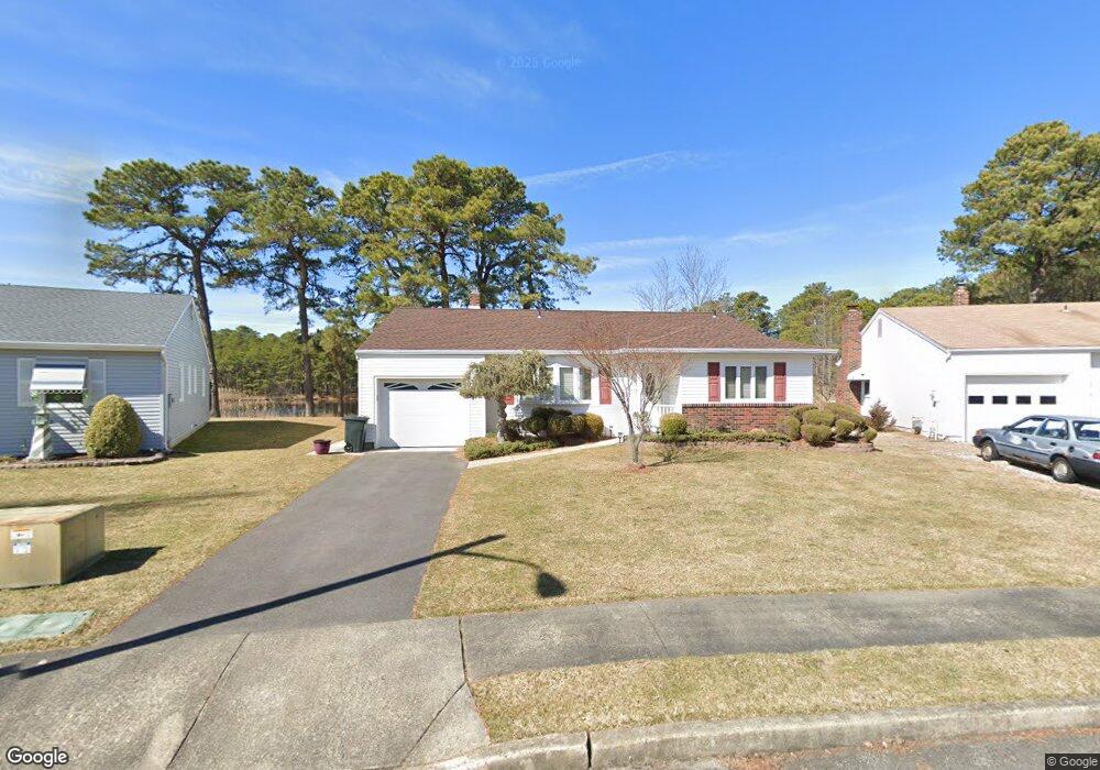 152 Castleton Dr, Toms River, NJ 08757 - photo 1