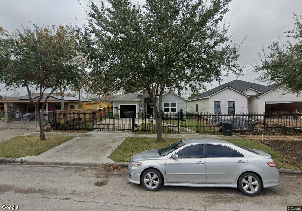 3716 Erie St, Houston, TX 77017 - photo 1