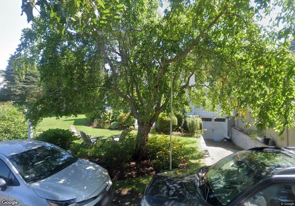 2 Benedict Rd, Buzzards Bay, MA 02532 - photo 1