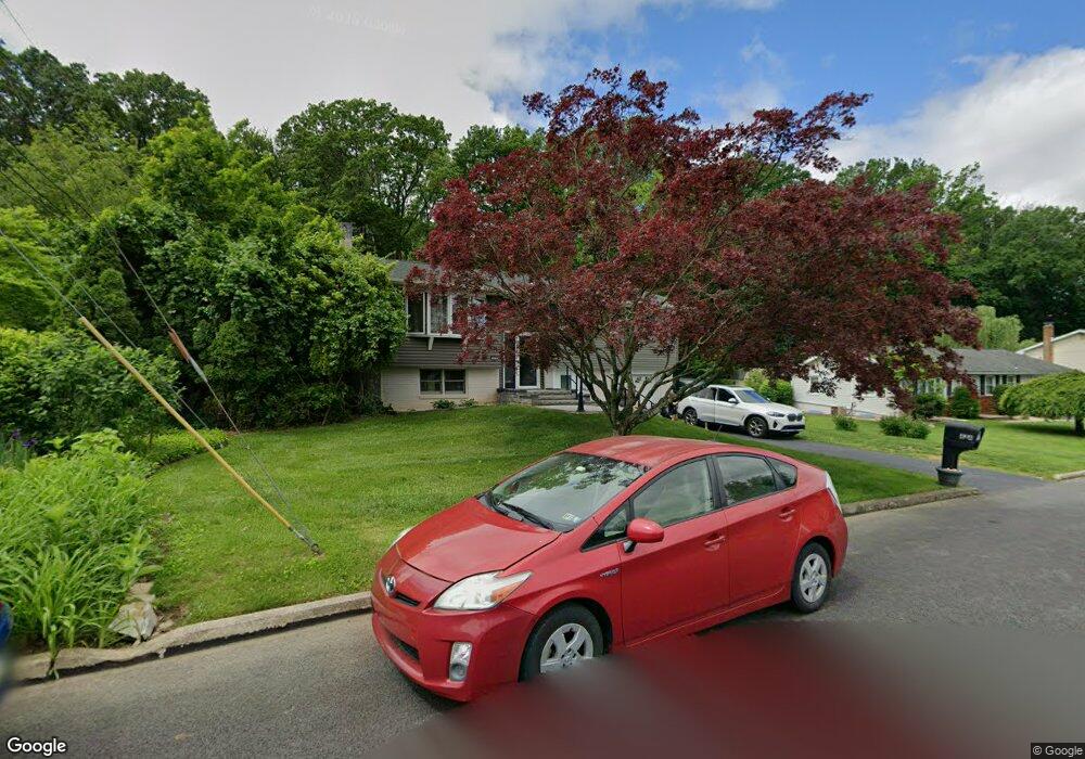 424 Thomas St, Alburtis, PA 18011 - photo 1