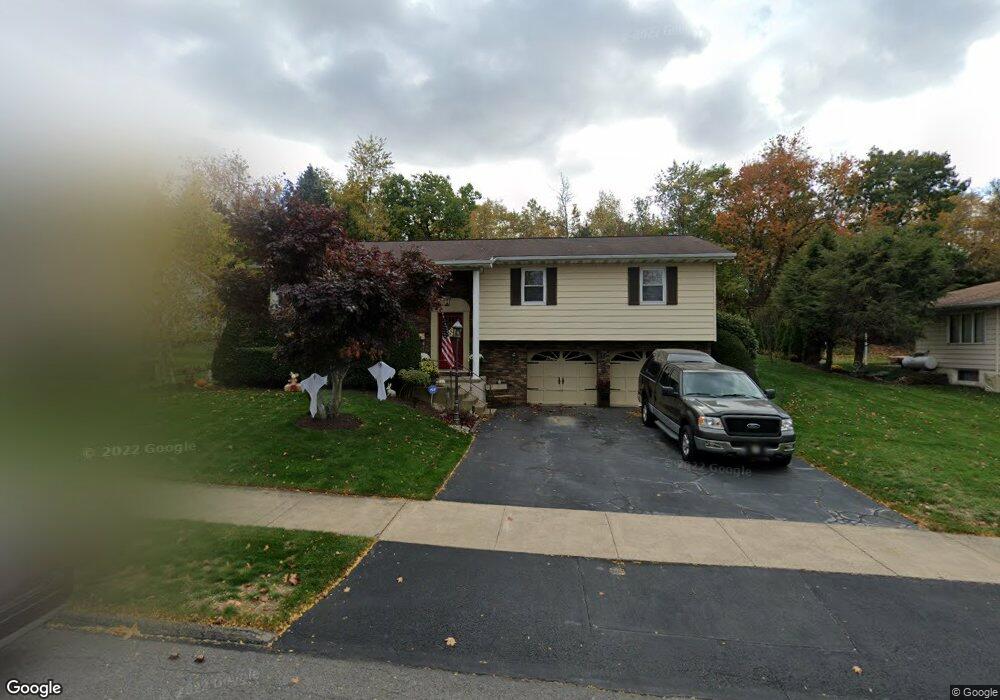 620 Shirley Ln, Dunmore, PA 18512 - photo 1