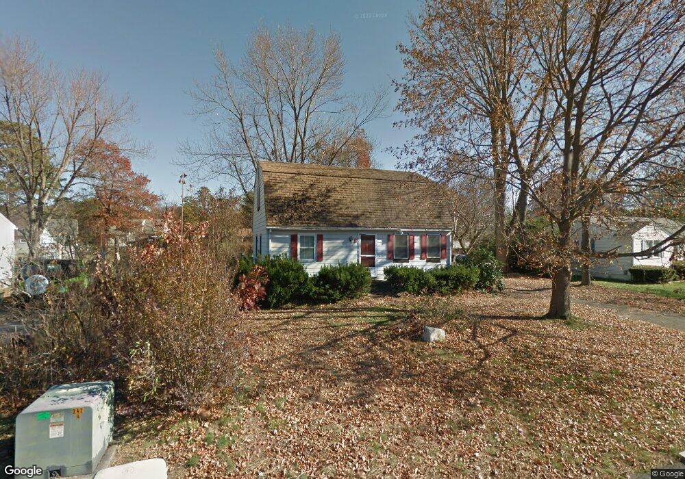 8 Peloquin Dr, Easthampton, MA 01027 - photo 1