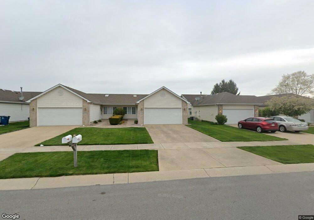 1738 Chestnut Dr, Crown Point, IN 46307 - photo 1