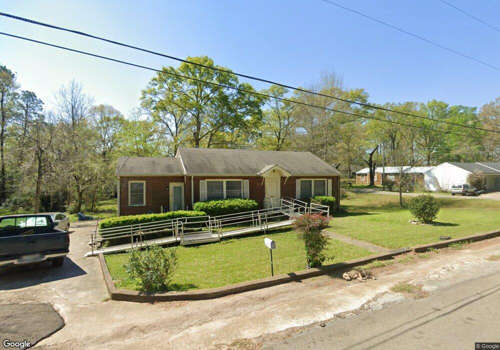 1129 Wheelock St, McComb, MS 39648 - photo 1