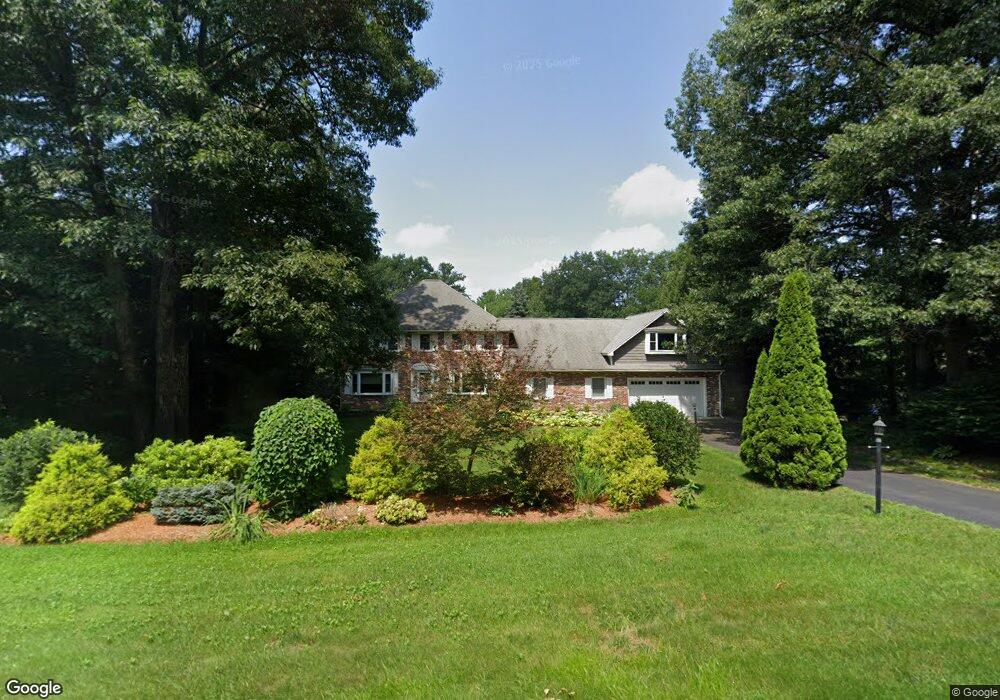 53 Forest St, Londonderry, NH 03053 - photo 1