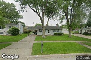 350 E Benton St, Oswego, IL 60543
