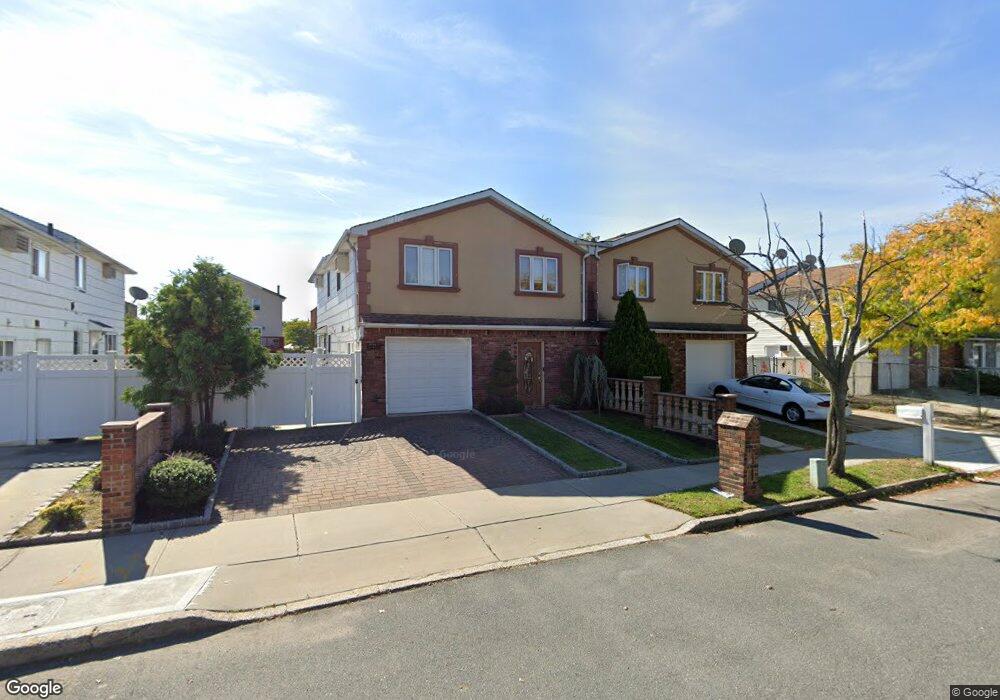 238 Ada Dr, Staten Island, NY 10314 - photo 1