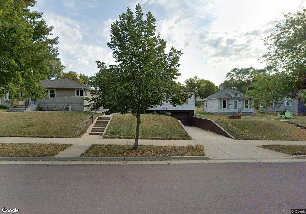 415 S Jefferson St, New Ulm, MN 56073 - photo 1