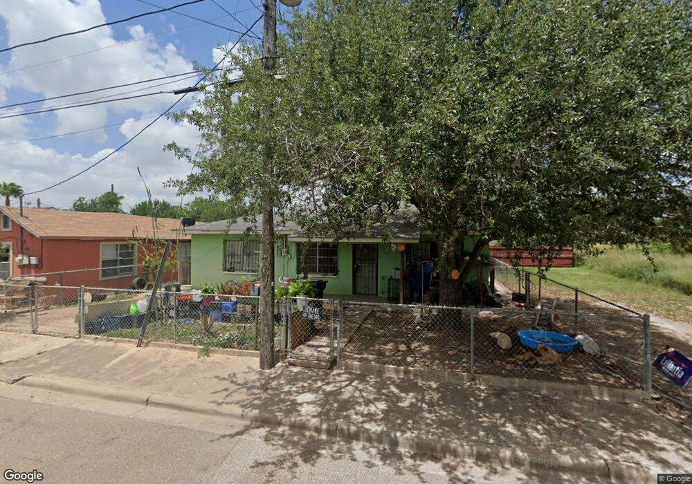 308 N Cedro St, Weslaco, TX 78596 - photo 1