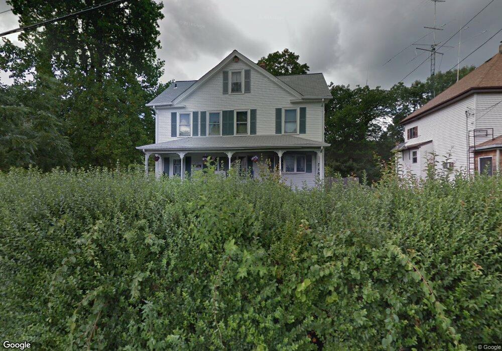 4 Pearson St, West Warwick, RI 02893 - photo 1