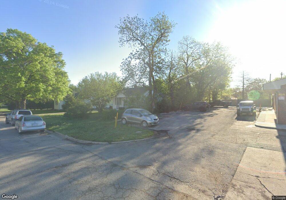 926 SW Plass Ave, Topeka, KS 66606 - photo 1