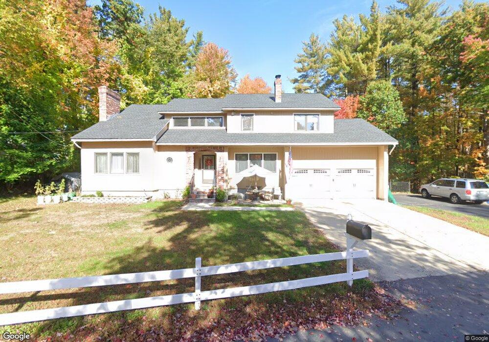 16 Hall St, Bedford, NH 03110 - photo 1