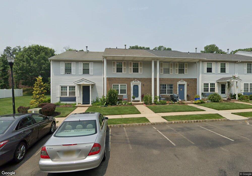 215 Gambocz Ct, Monmouth Junction, NJ 08852 - photo 1