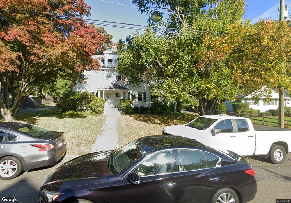 22 Oak St unit 22, New Canaan, CT 06840 - photo 1