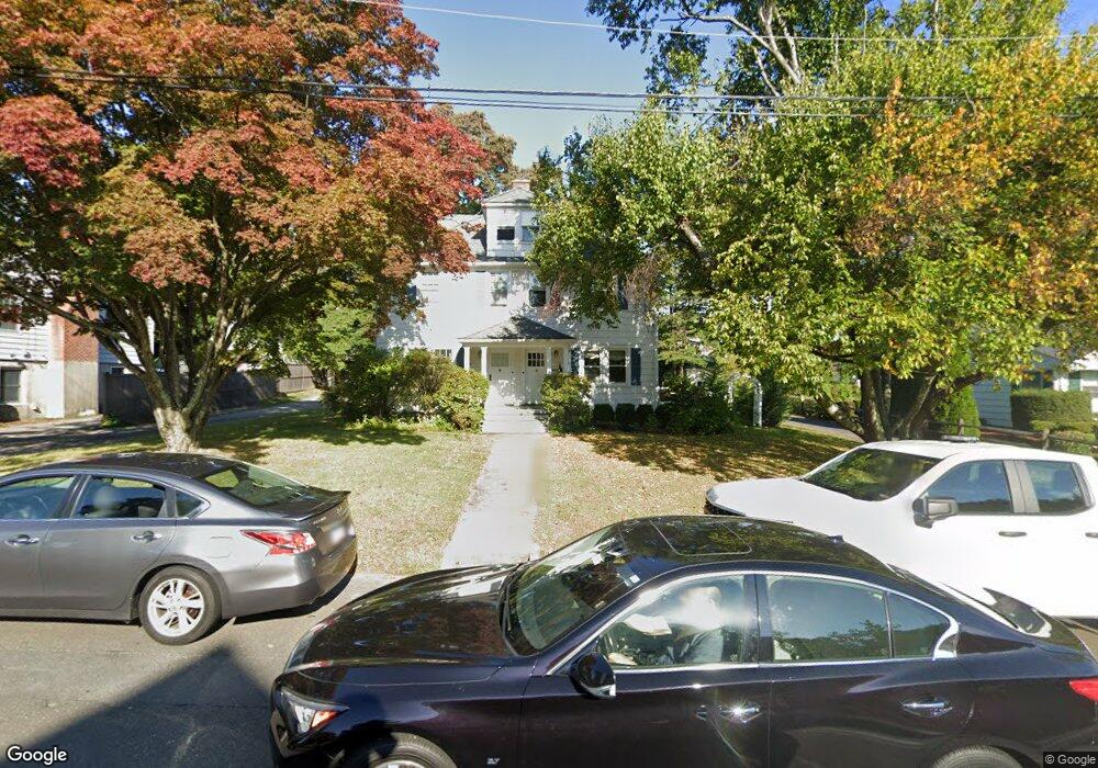 20 Oak St unit 2, New Canaan, CT 06840 - photo 1