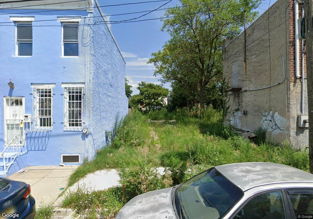 427 Romana Gonzalez St, Camden, NJ 08103 - photo 1