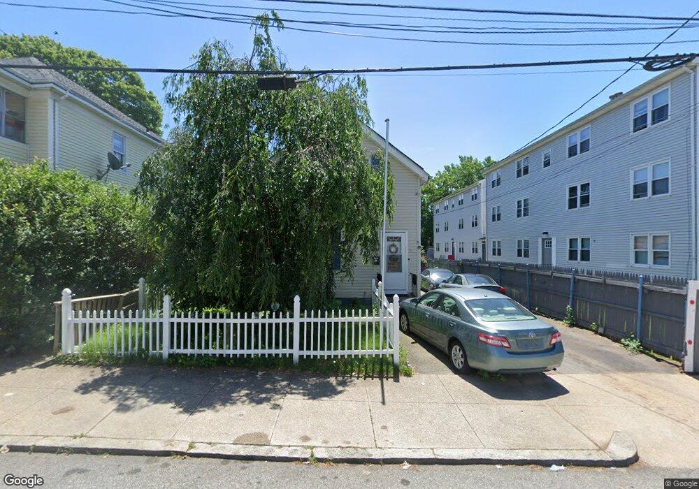 26 Ivy St, Pawtucket, RI 02860 - photo 1