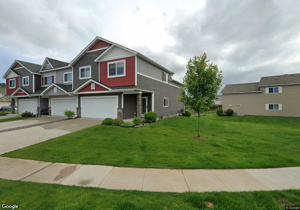 8594 Gateway Cir, Monticello, MN 55362 - photo 1