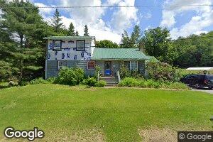 8 Fairbanks Ave, Dixfield, ME 04224