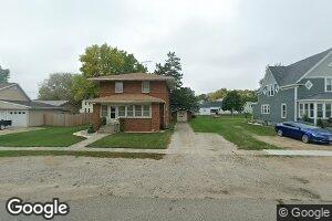 311 N 2nd St, Sheffield, IA 50475