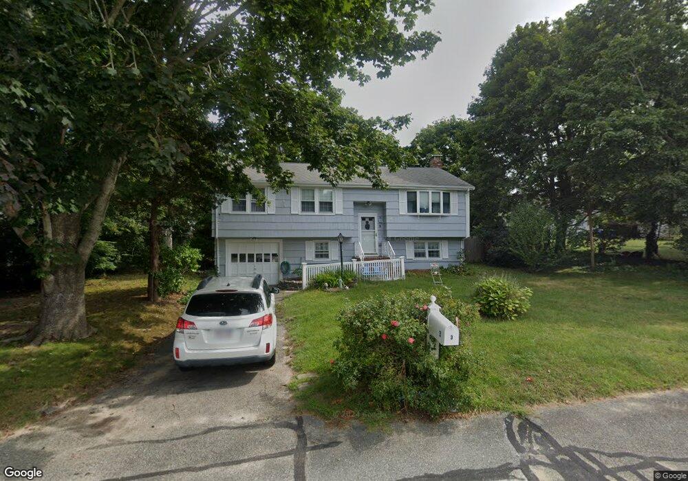 3 Elizabeth Rd, Pocasset, MA 02559 - photo 1