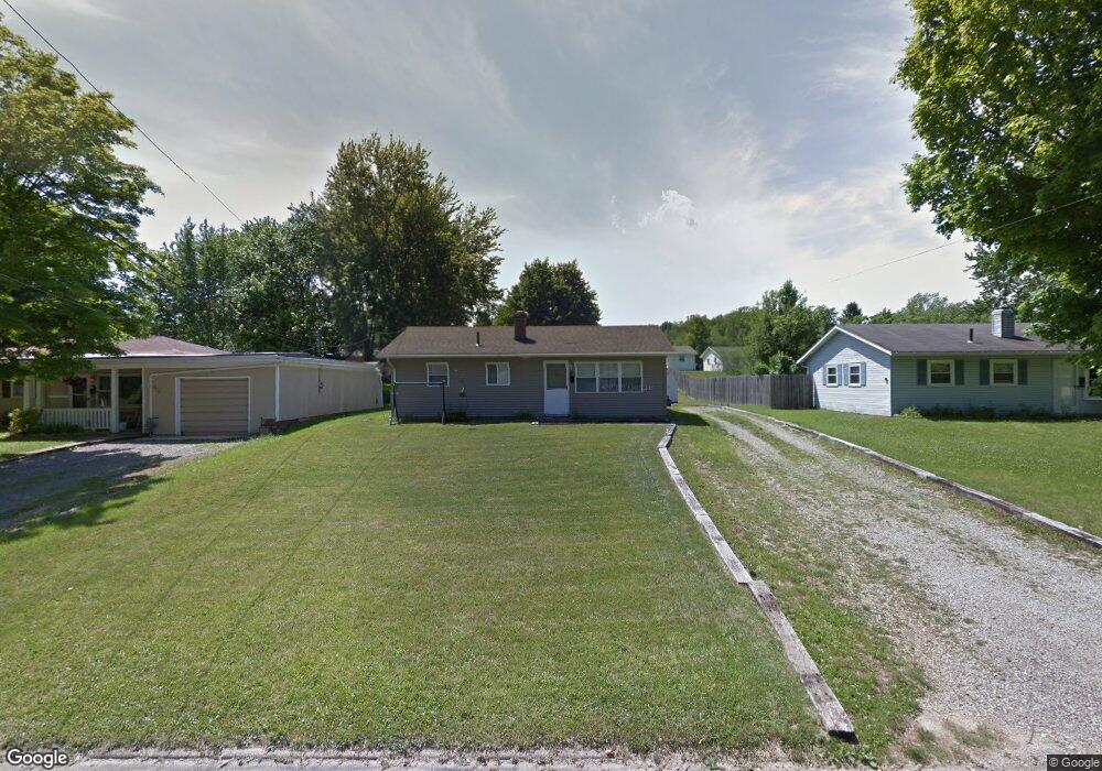 900 Cecilwood Dr, Mansfield, OH 44907 - photo 1