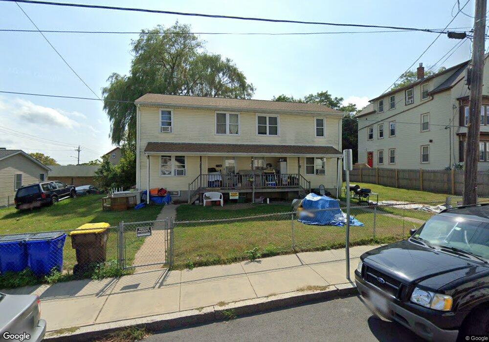 569 Buffinton St, Fall River, MA 02721 - photo 1