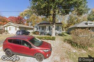 2604 Robinson St, Kansas City, MO 64117