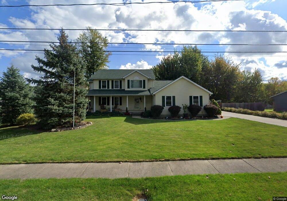 745 Robinwood Ave, Sheffield Lake, OH 44054 - photo 1