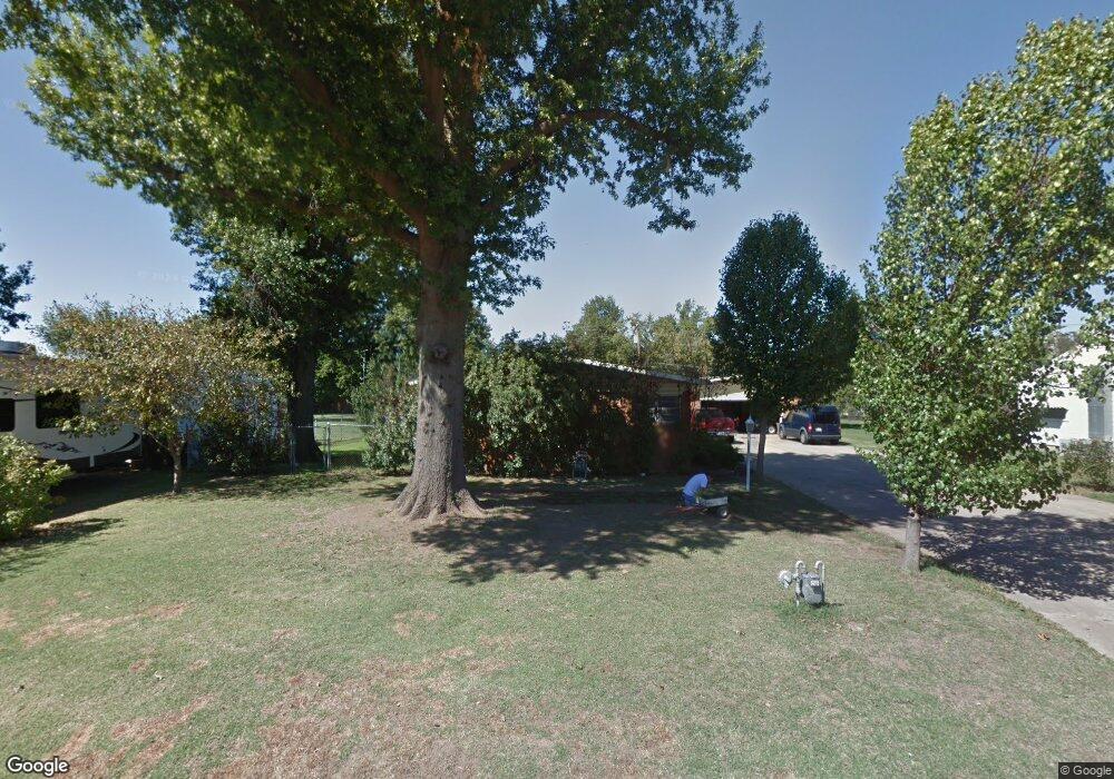 1125 N Muskogee Ave, Claremore, OK 74017 - photo 1