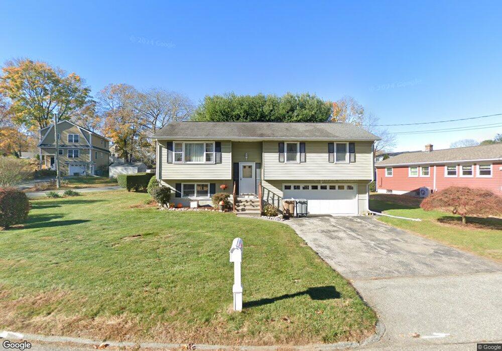 52 Terrace Ave, Niantic, CT 06357 - photo 1