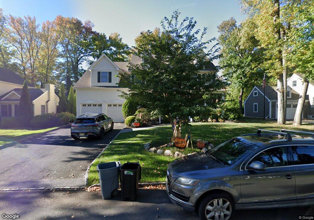 2427 Seneca Rd, Scotch Plains, NJ 07076 - photo 1