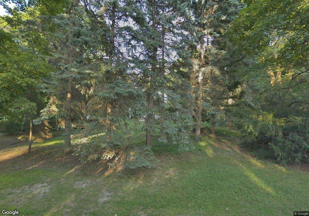 1615 Winthrop Rd, Bloomfield Hills, MI 48302 - photo 1