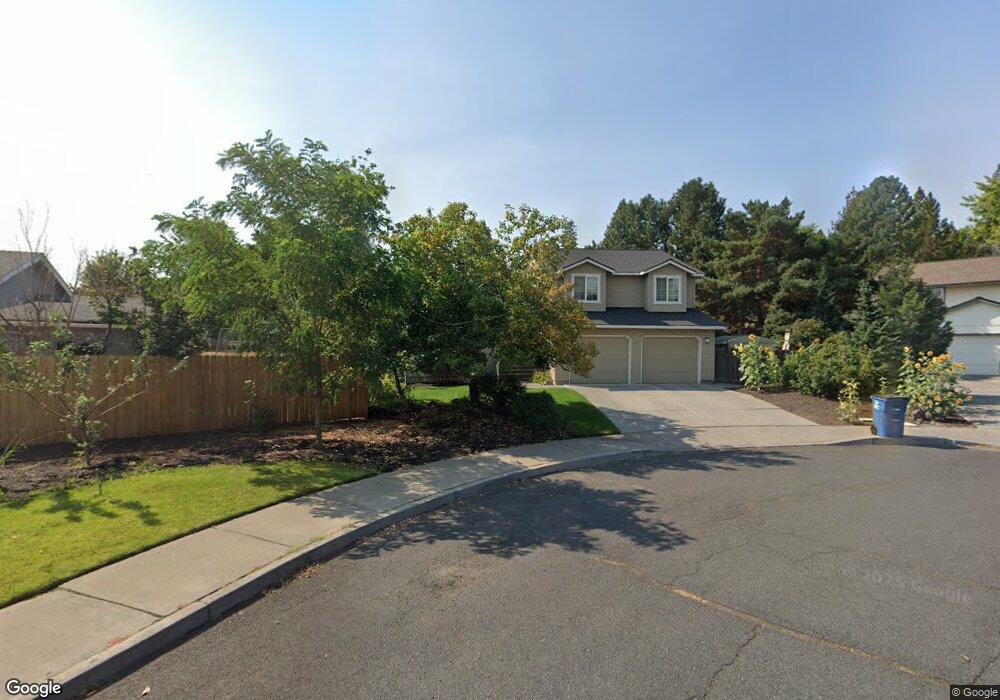 1699 NE Sonya Ct, Bend, OR 97701 - photo 1