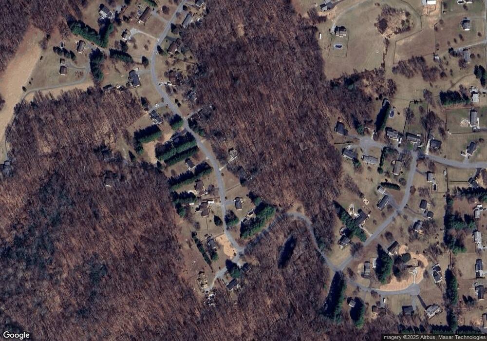 4011 Robin Hood Way, Sykesville, MD 21784 - photo 1