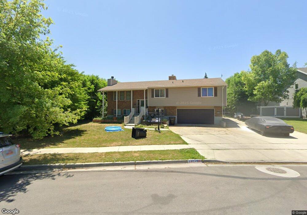2327 Jordan Meadows Ln, West Jordan, UT 84084 - photo 1