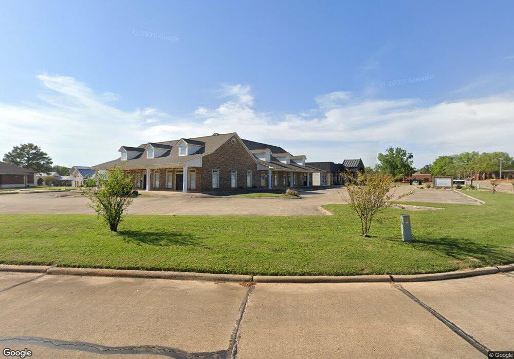 1726-1732 Galleria Oaks Dr, Texarkana, TX 75503 - photo 1