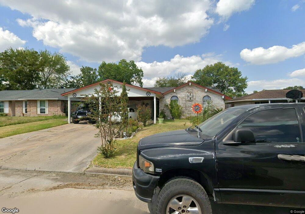 6318 Tall Willow Dr, Houston, TX 77088 - photo 1